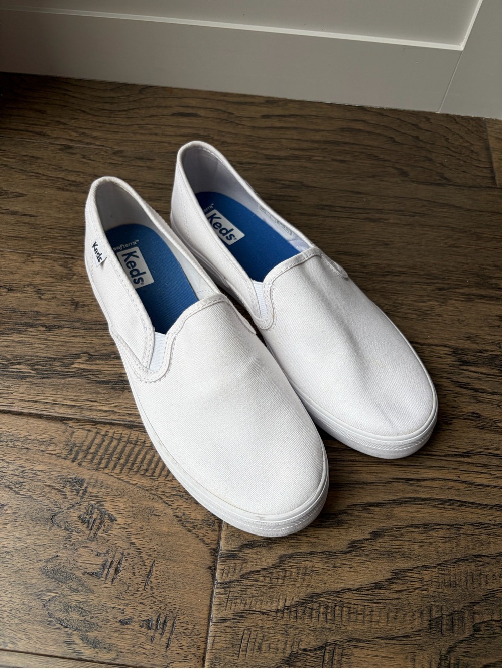 Women’s Keds White Slip-On Shoes - US 7